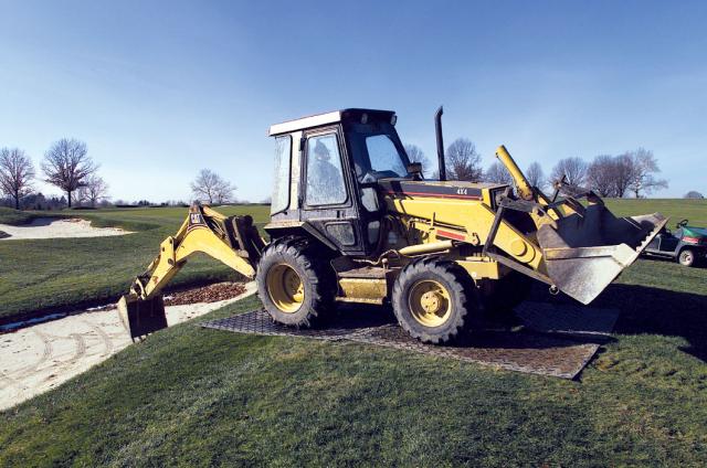 Drogi tymczasowe na polu golfowym