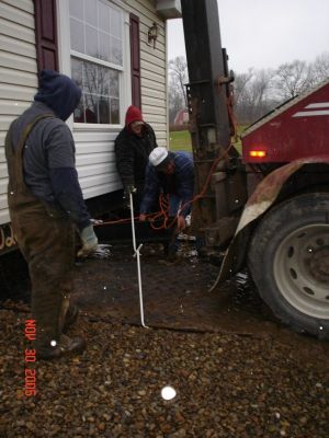 Droga tymczasowa przy budowie domów tymczasowych