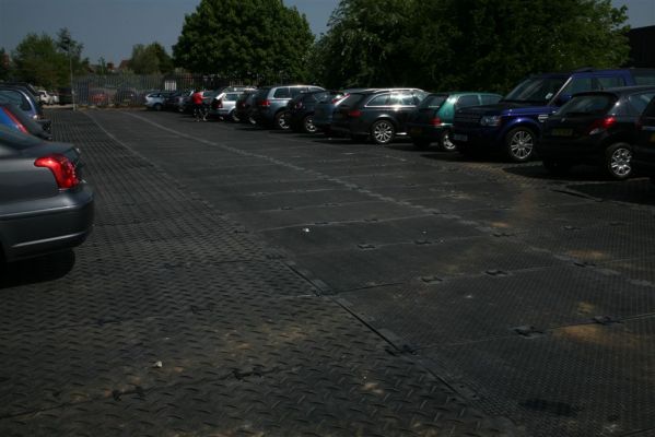 Baltic Roads Drogi tymczasowe na parkingu